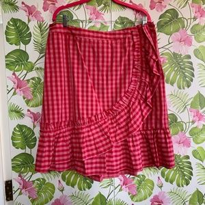 Eloquii x Draper James pink gingham faux-wrap skir